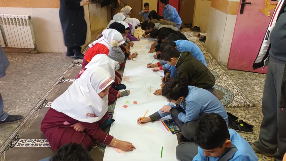 طرح کتابخانه دوستی و نقاشی همگانی مشترک با دبستان شهدای توستان