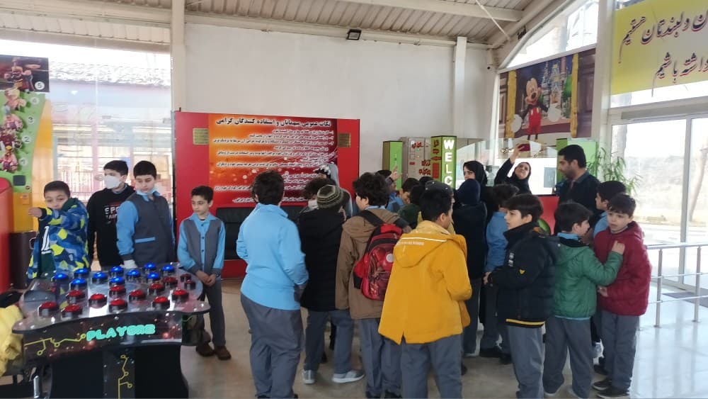 اردوی شهربازی سرپوشیده پارک ساحلی آستانه